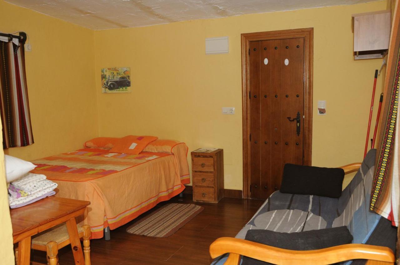 Camping Sierra De Las Nieves Yunquera エクステリア 写真