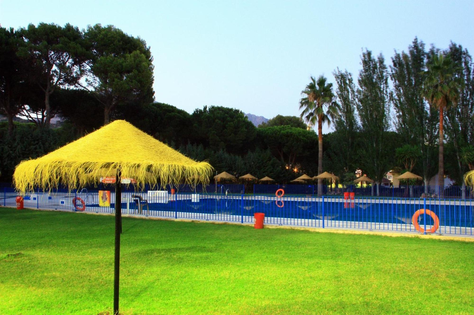Camping Sierra De Las Nieves Yunquera エクステリア 写真